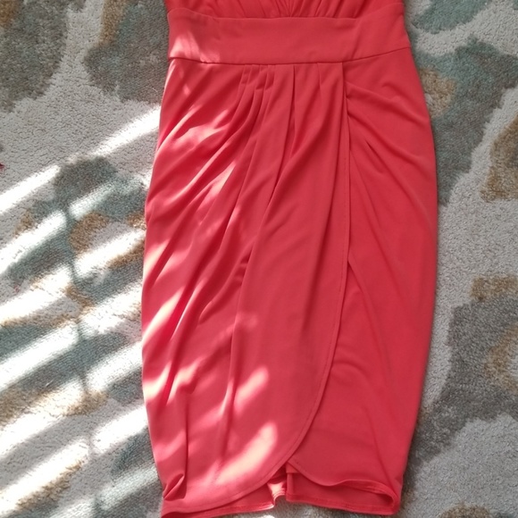 Dress - Picture 4 of 6